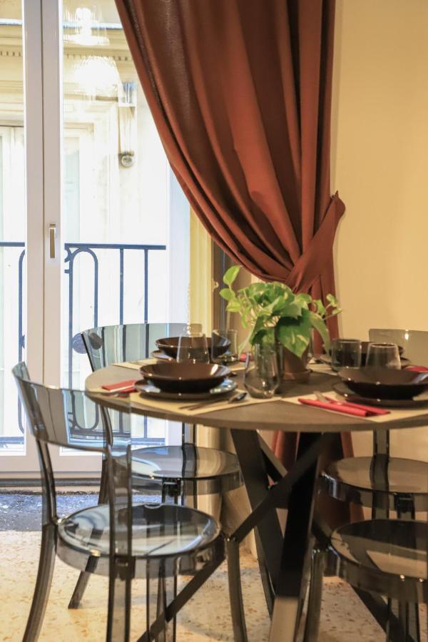 Apartament Le Scalette A Santa Chiara Neapol Zewnętrze zdjęcie